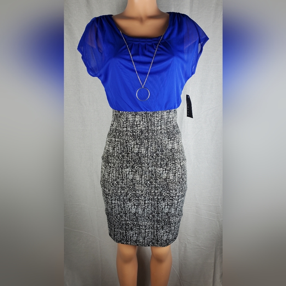 En Focus Midi Dress